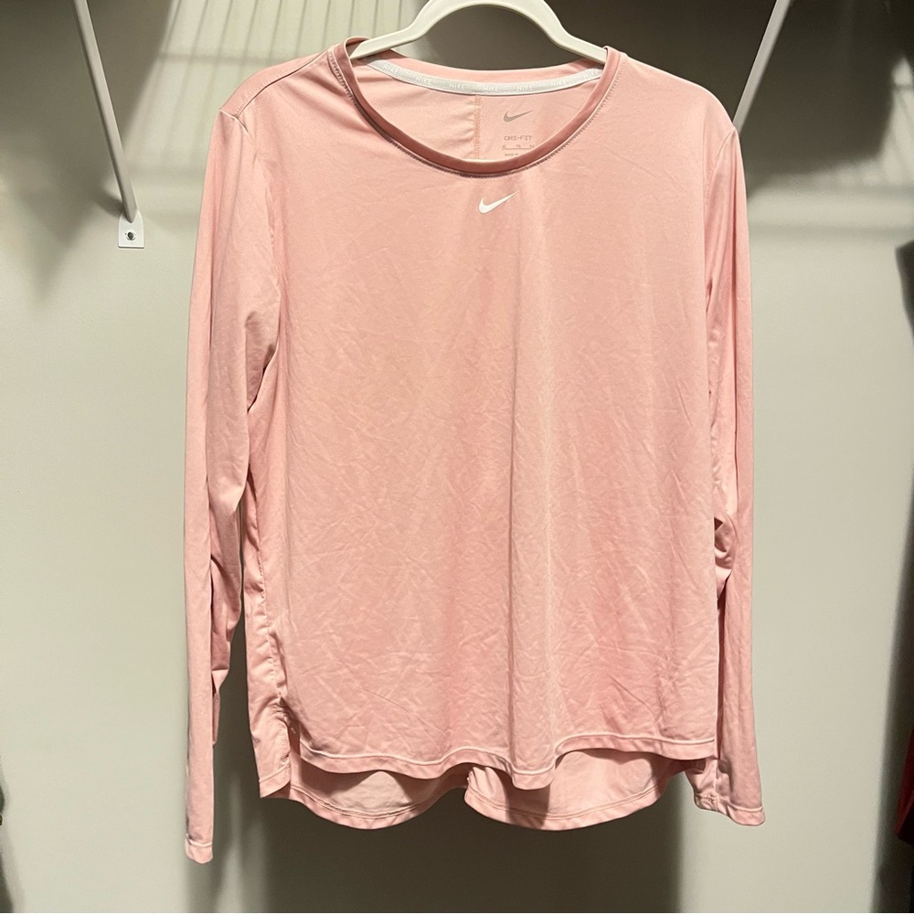Nike Women's Soft Pink Long Sleeve Tee